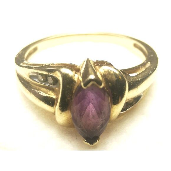 10KT Yellow Gold Purple Amethyst Oval with four diamond accents Vintage Size 7 - Picture 5 of 7